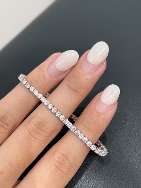 3CTW Round Brilliant Lab Grown Diamond Tennis Bracelet Four Prong