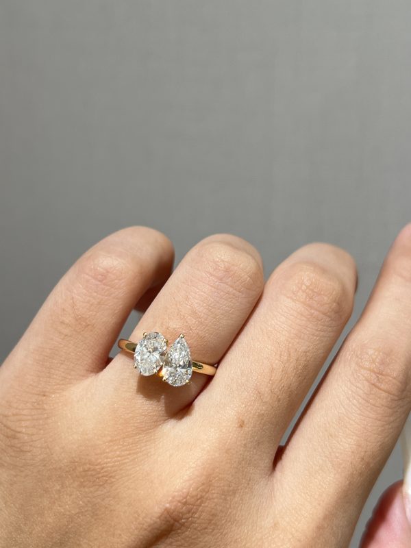 Toi et Moi Lab Grown Diamond Engagement Ring Oval Cut and Pear Shape