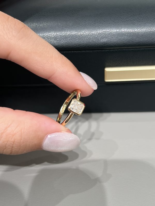 0.6 Carat Radiant Cut Lab Grown Diamond Engagement Ring in 18K Yellow Gold