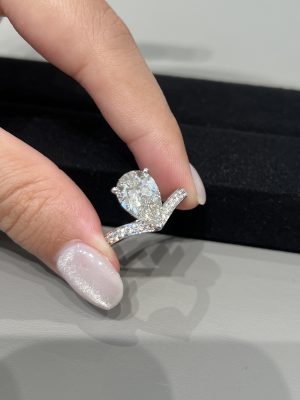 3 Carats Pear Shape Lab Grown Diamond Engagement Ring in 18k White Gold