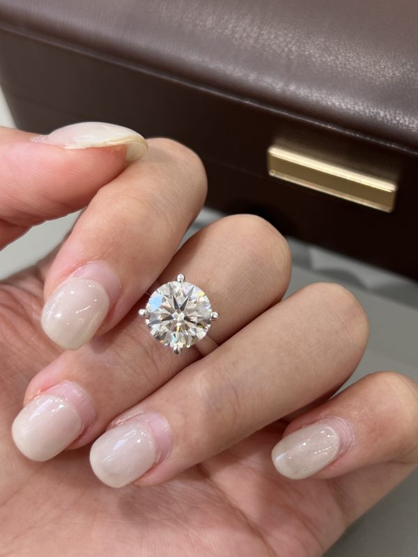 5CT Lab Grown Diamond Solitaire Engagement Ring in 18K White Gold